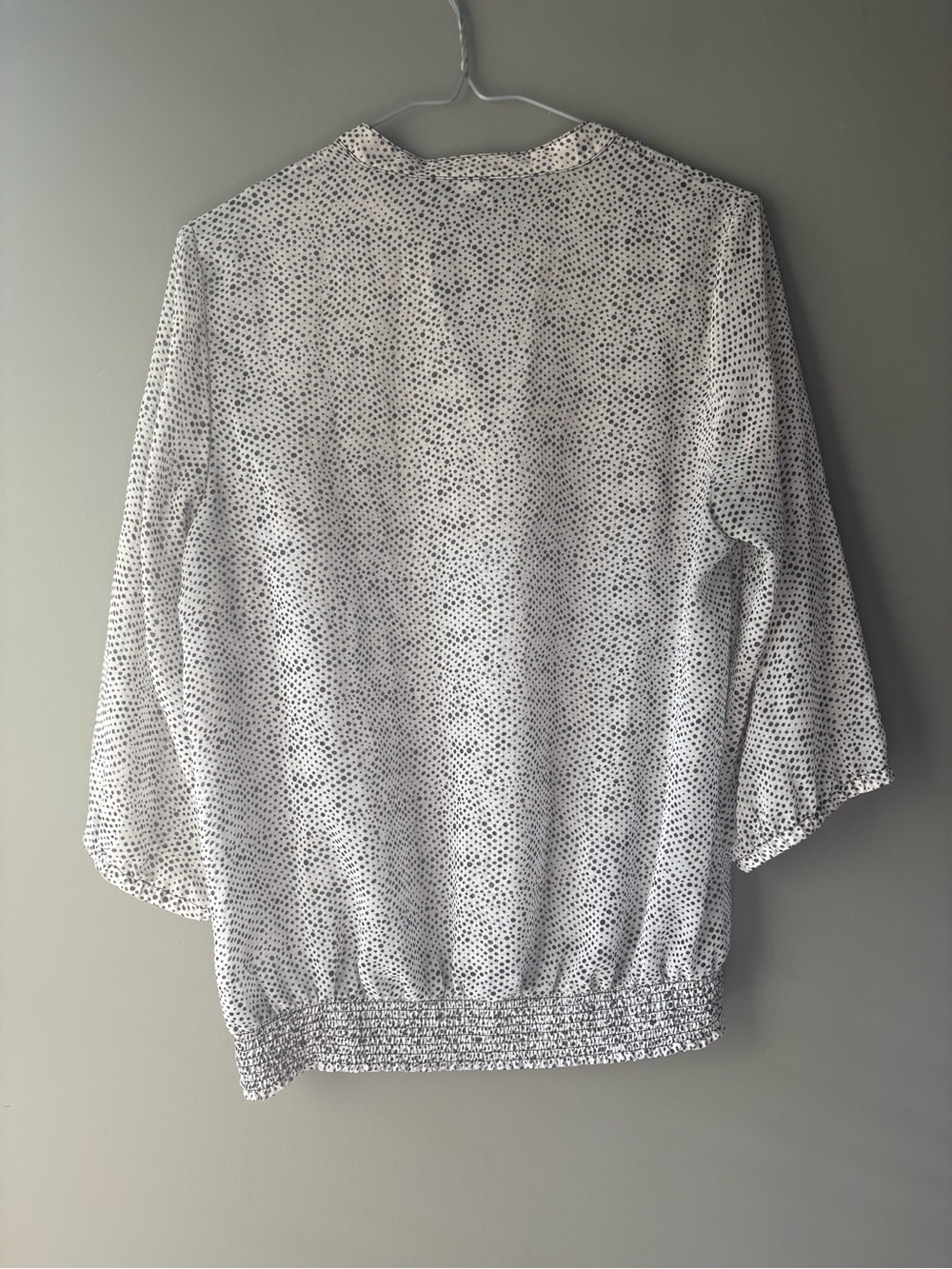 Reitmans Black & White Polka Dot Button Front Blouse Size Medium - Picture 5 of 6